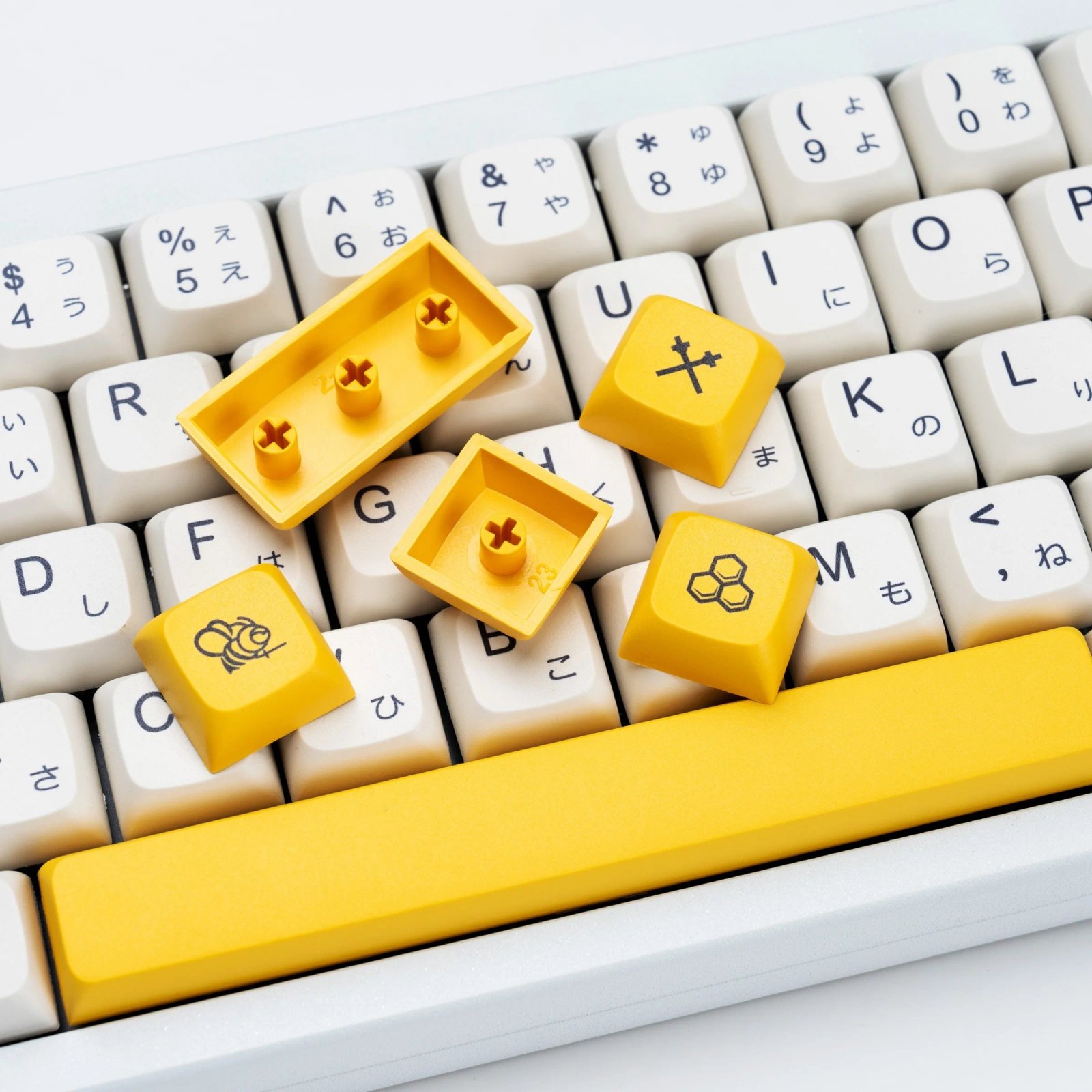 GMK+ Milk & Honey XDA Custom Keycap Set - Image 2