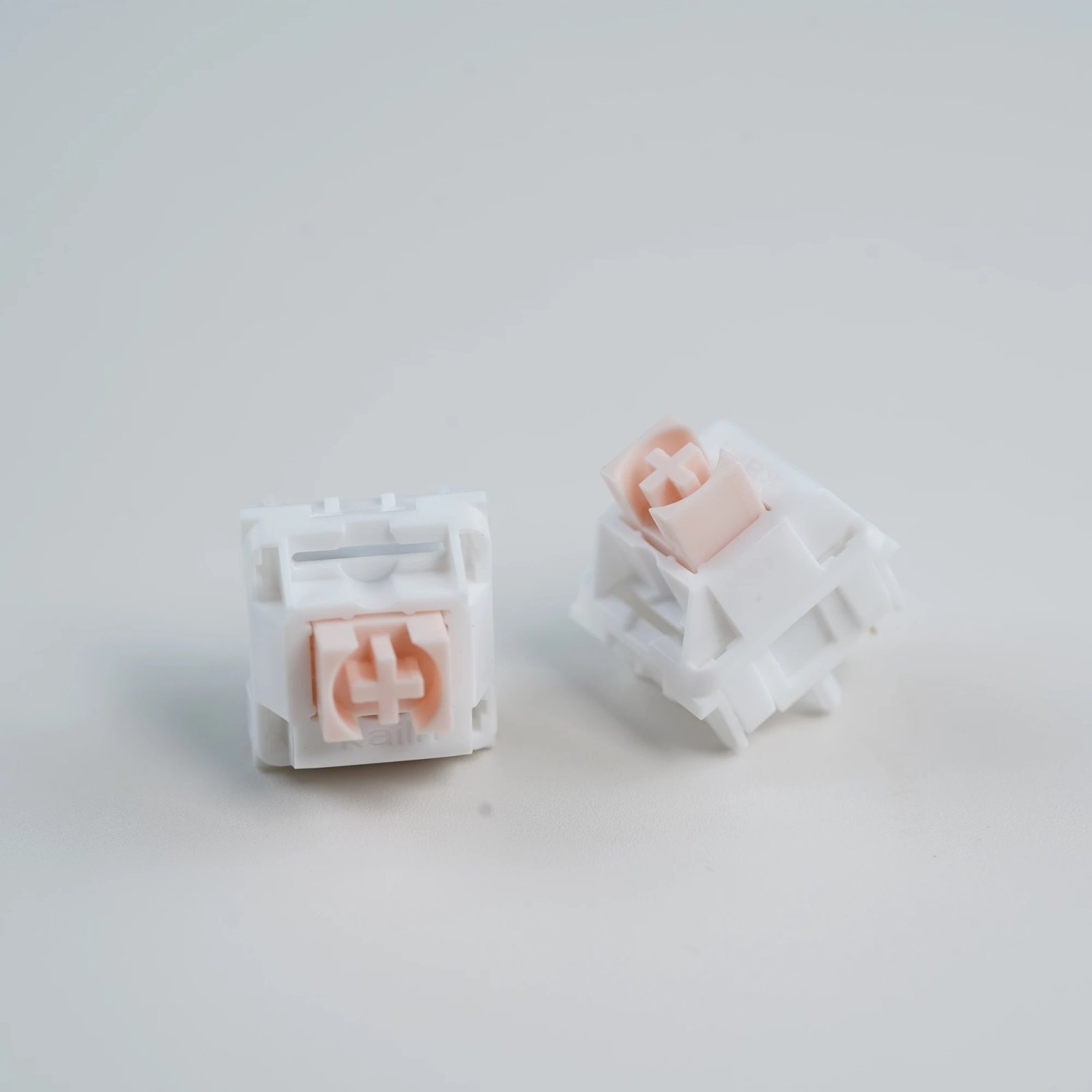 GMK+ Soft Pink Mechanical Switches (30pcs)