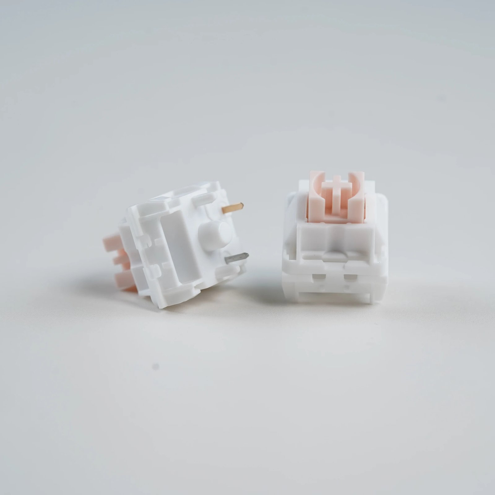 GMK+ Keyboard Soft Pink Switches