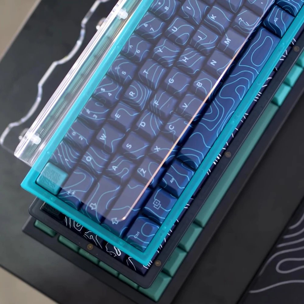 GMK+ Transparent Keyboard + Mouse Stand