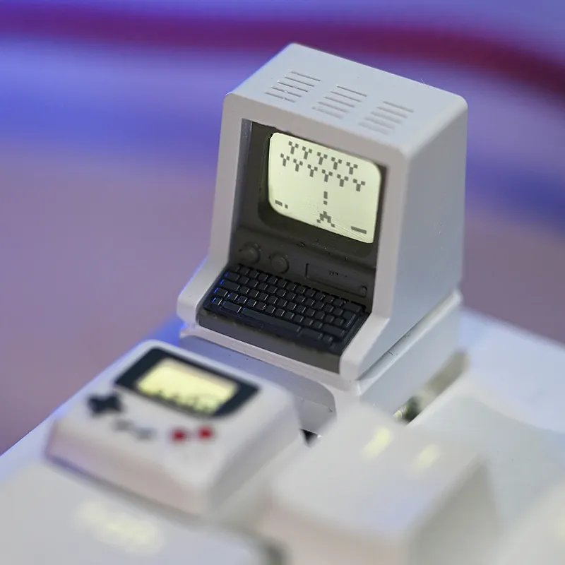 GMK+ Retro Single Keycap