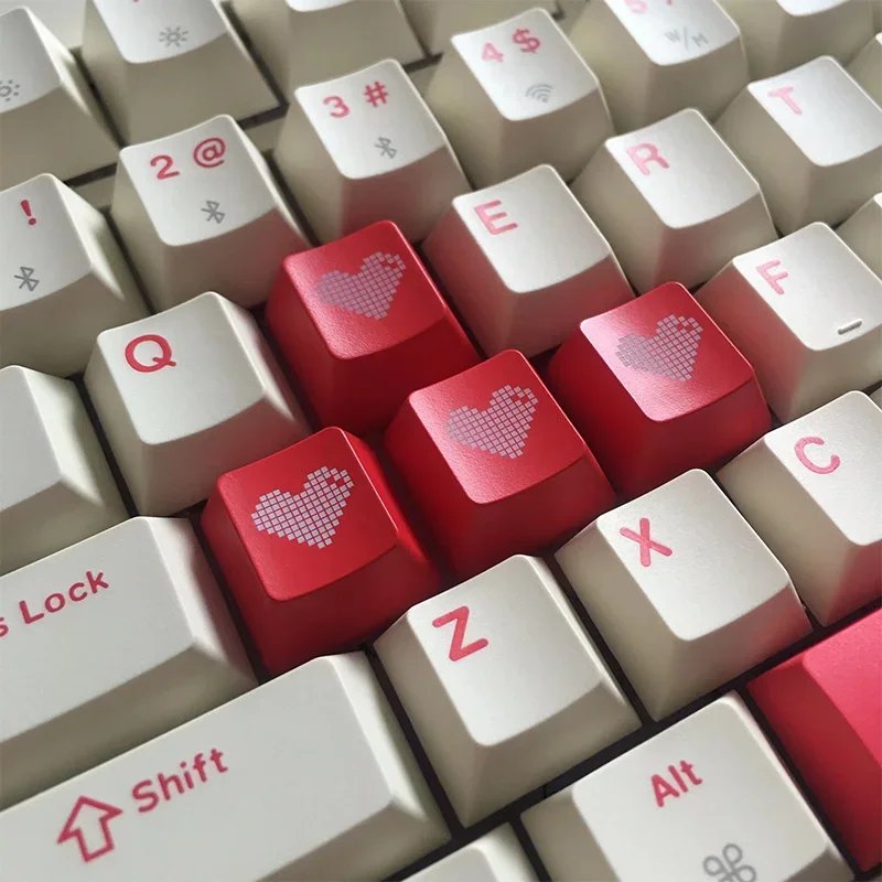 GMK+ Retro Hearts Single Keycap